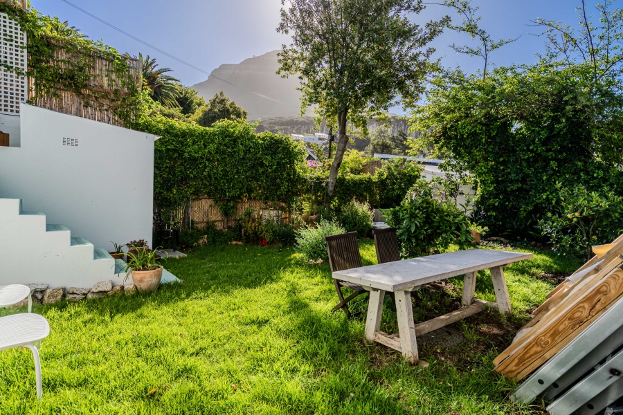 2 Bedroom Property for Sale in Oranjezicht Western Cape